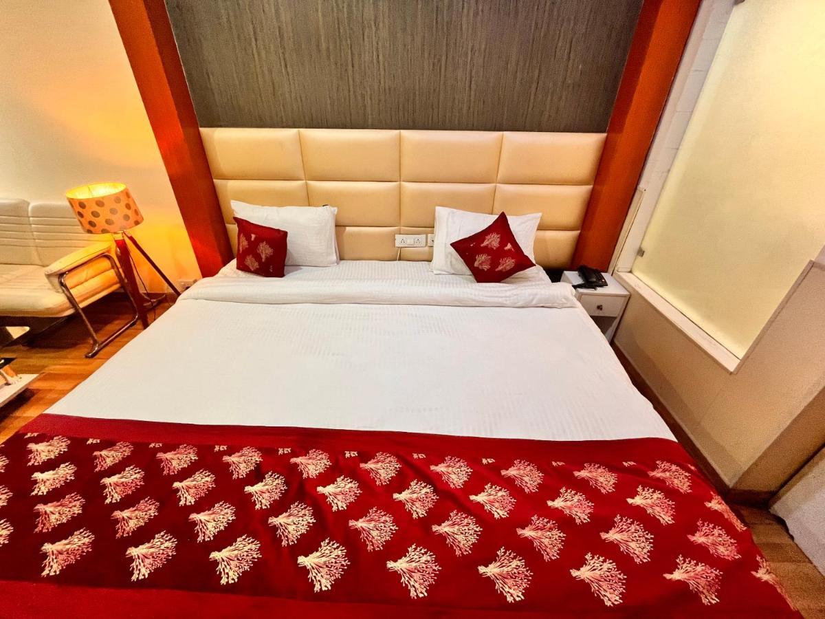 Oyster Pearl I Near Medanta Hospital I Sec-39 I Gurgaon Hotel ภายนอก รูปภาพ