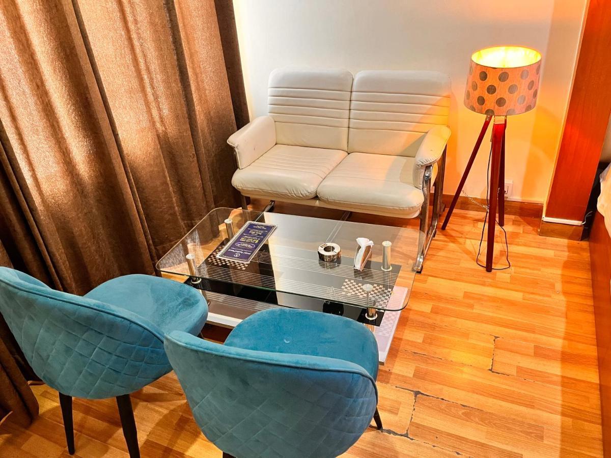 Oyster Pearl I Near Medanta Hospital I Sec-39 I Gurgaon Hotel ภายนอก รูปภาพ