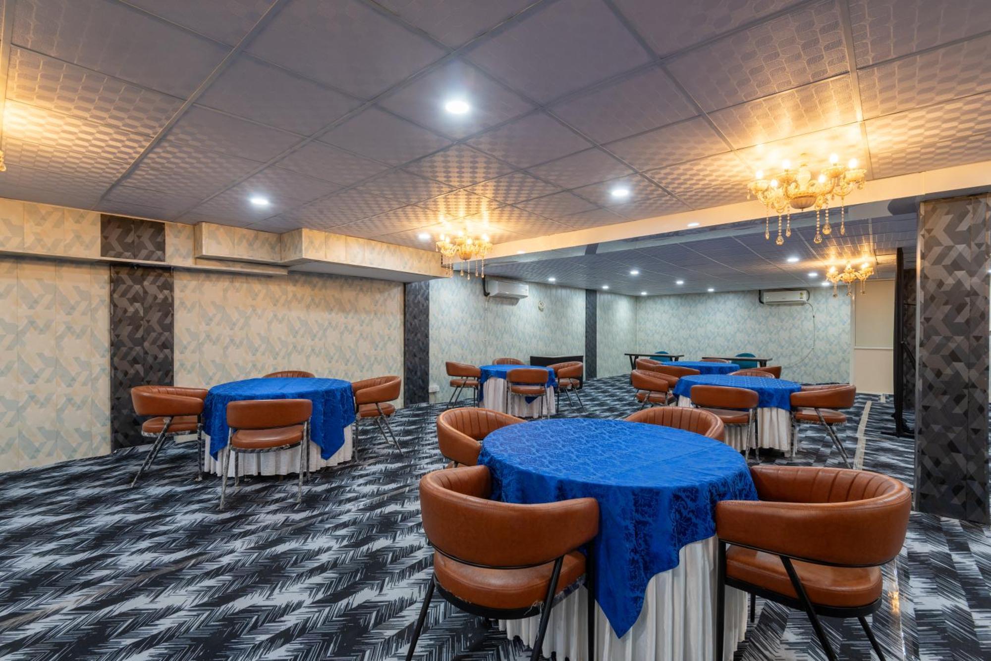 Oyster Pearl I Near Medanta Hospital I Sec-39 I Gurgaon Hotel ภายนอก รูปภาพ